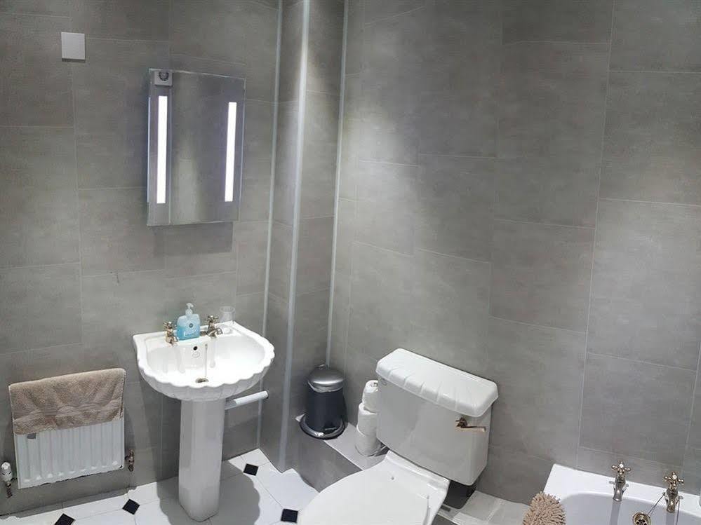 Stranmillis Court Apartment Belfast Eksteriør bilde